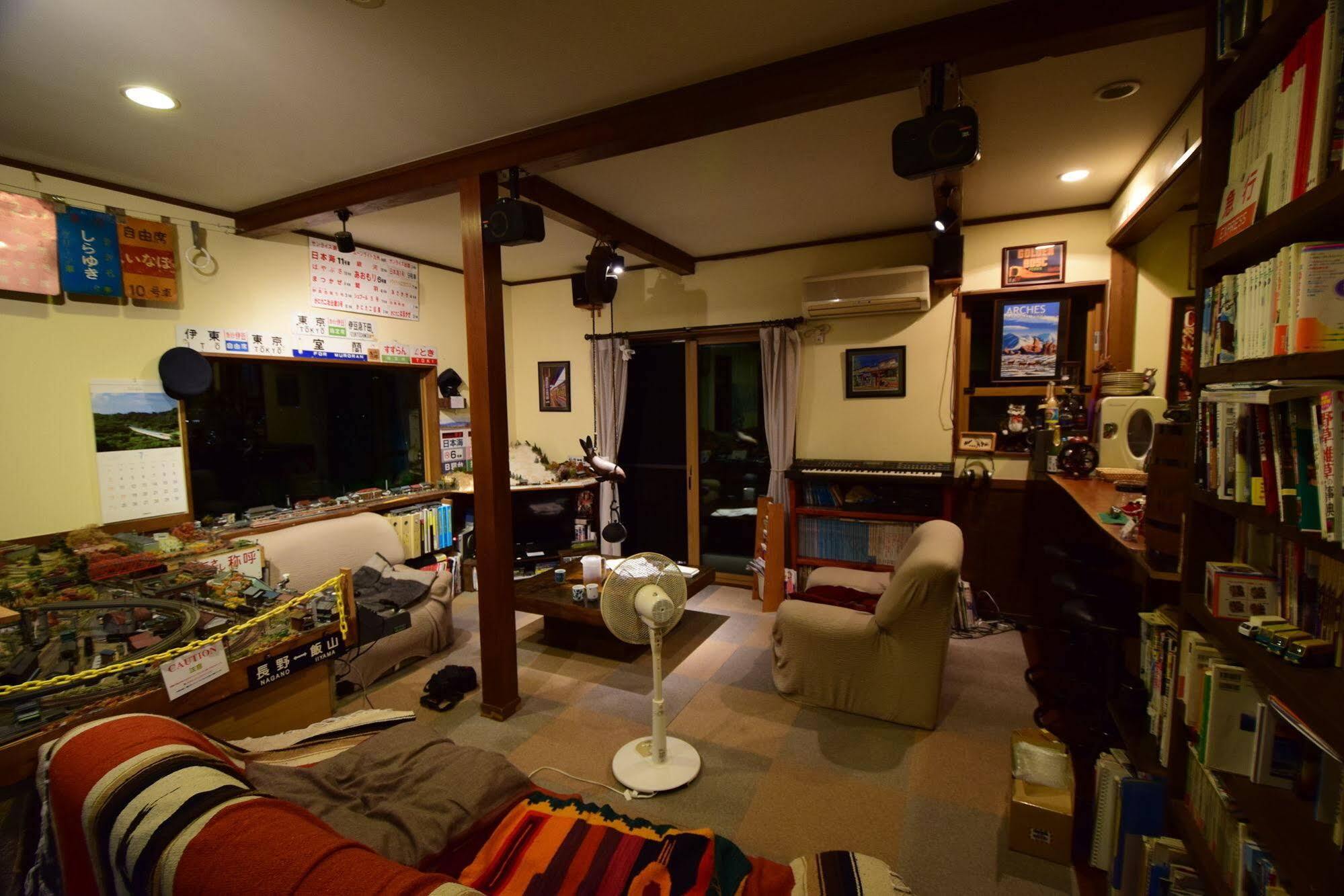 Nakamachi Miyukinomori Youth Hostel מראה חיצוני תמונה